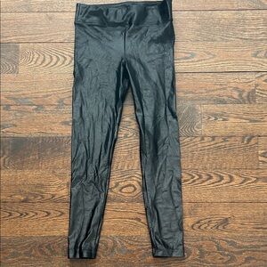 Koral Shiny Black Leggings